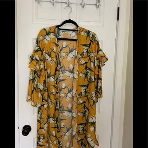 She + Sky floral kimono